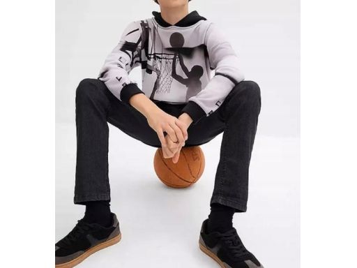 B.P.C bluza chłopięca z nadrukiem i z kapturem 176/182.